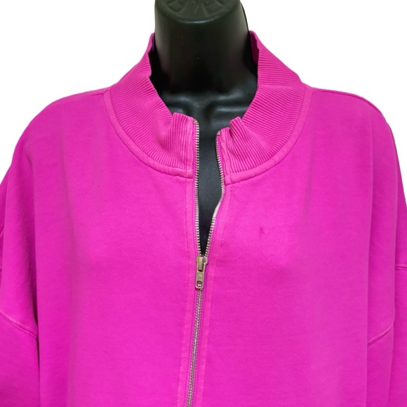 Women's PINK- Victoria's Secret Half-Zip Sweatshirt⭐️NWT⭐️ - Picture 3 of 7